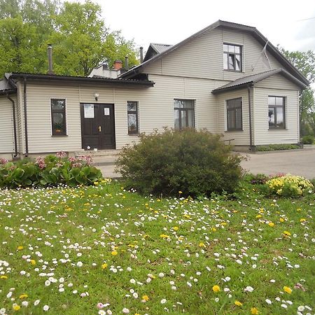Latvijas Sarkana Krusta Viesnica Rēzekne Dış mekan fotoğraf